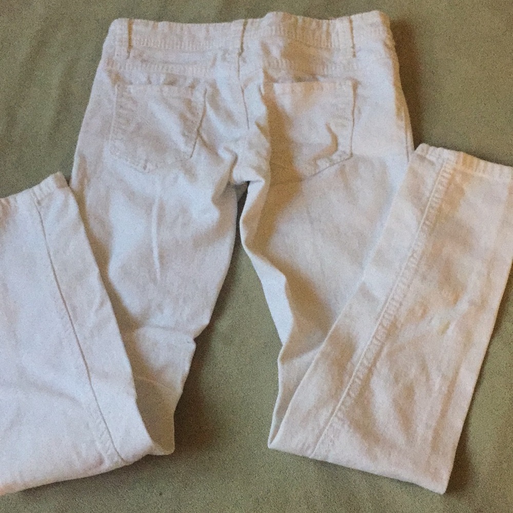 White skinny jeans